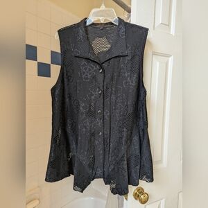 NWOT black button up sleeveless top blouse Size XL